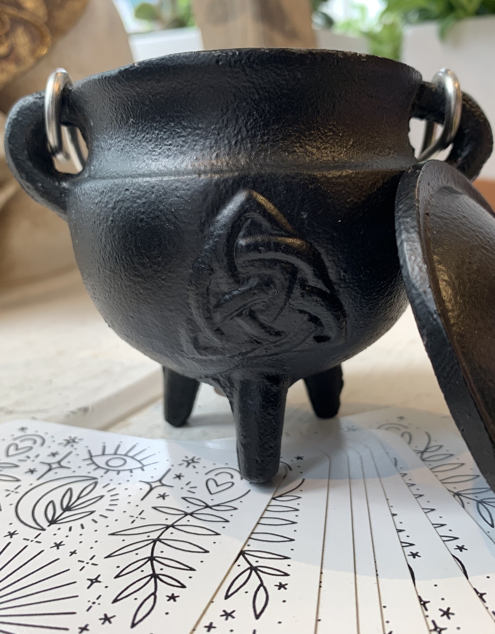 New Age Imports, Inc. Cast Iron Cauldron