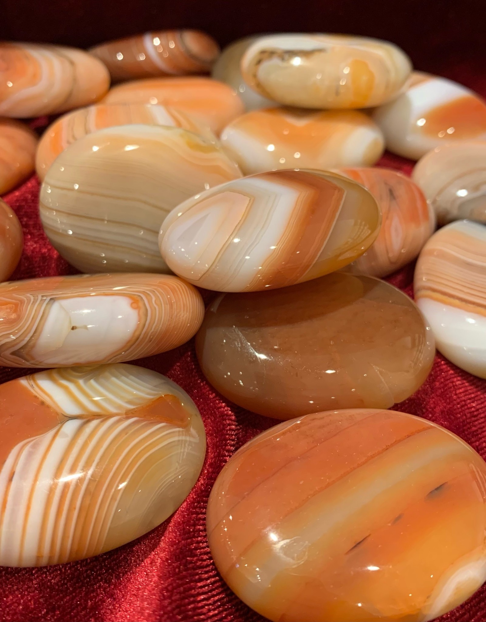 Carnelian Palmstone | 25-45MM | Madagascar