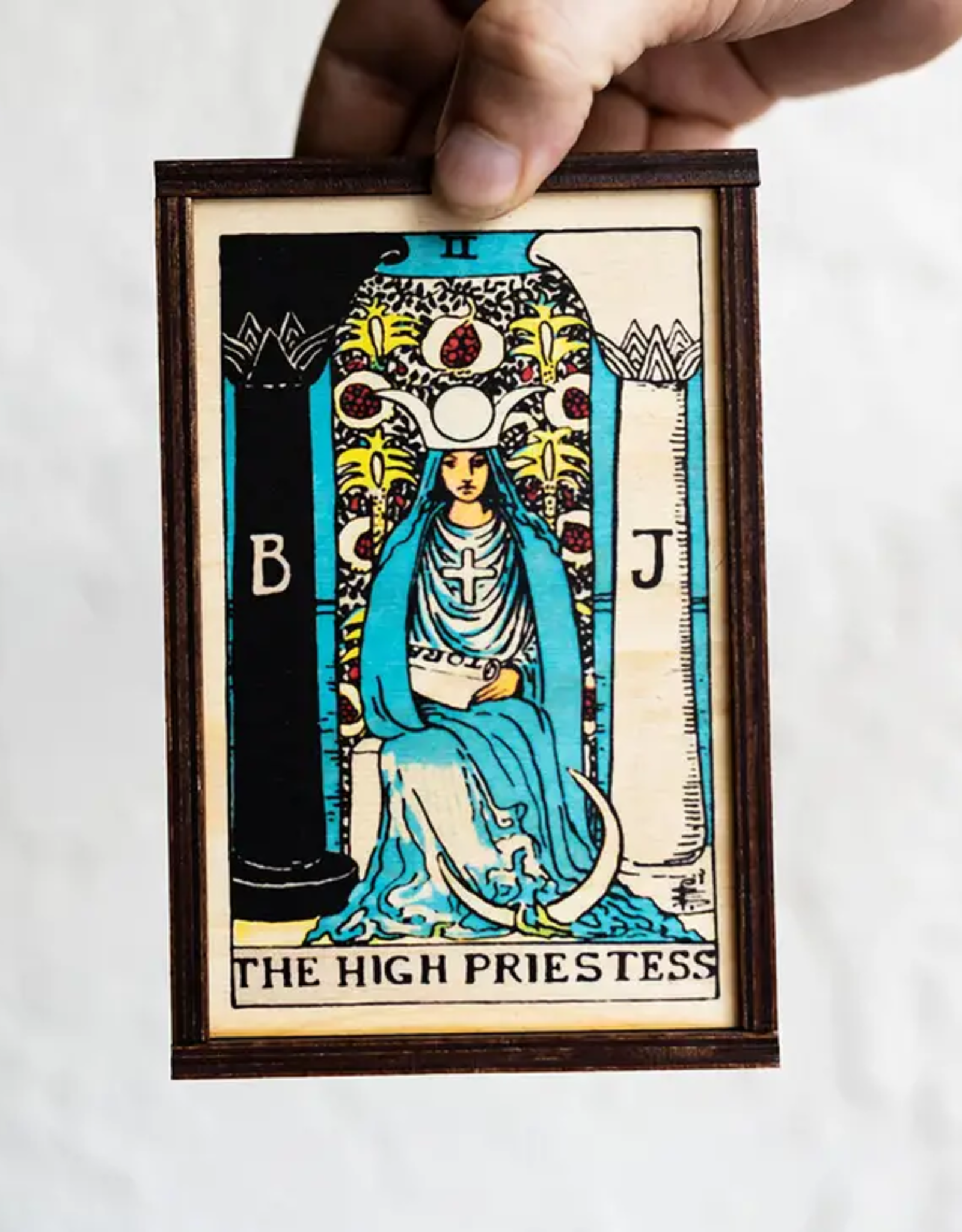 Most Amazing Tarot - 2 - The High Priestess Full Color Box: 4"x6"