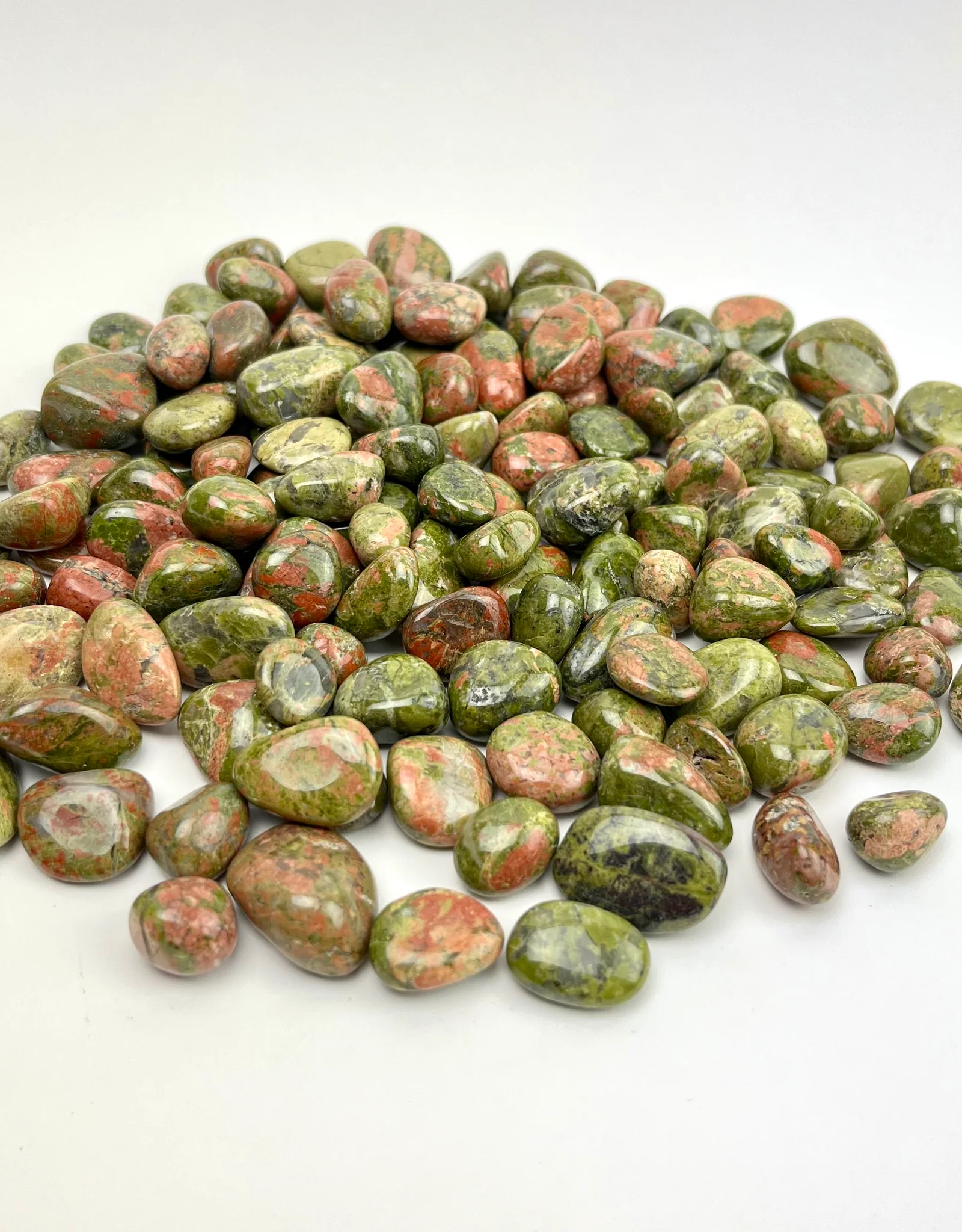 Unakite | Tumbled | 15-25mm | Canada