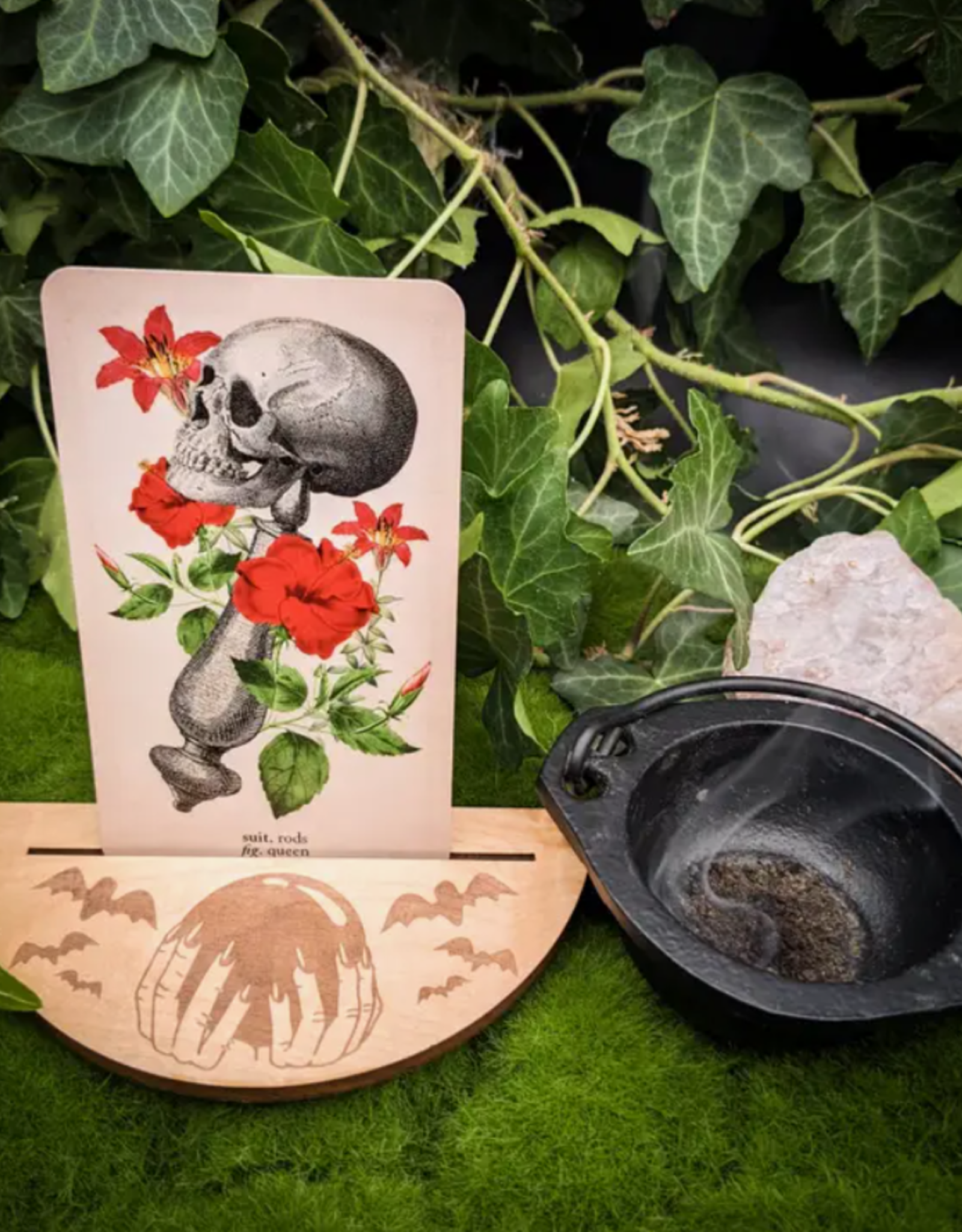 *Crystal Ball Tarot Card Stand