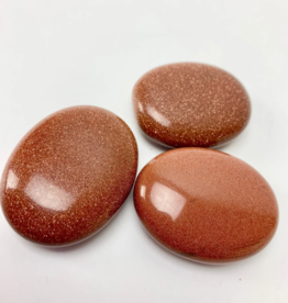 Pelham Grayson Red Goldstone Palmstone | 40-45MM | China