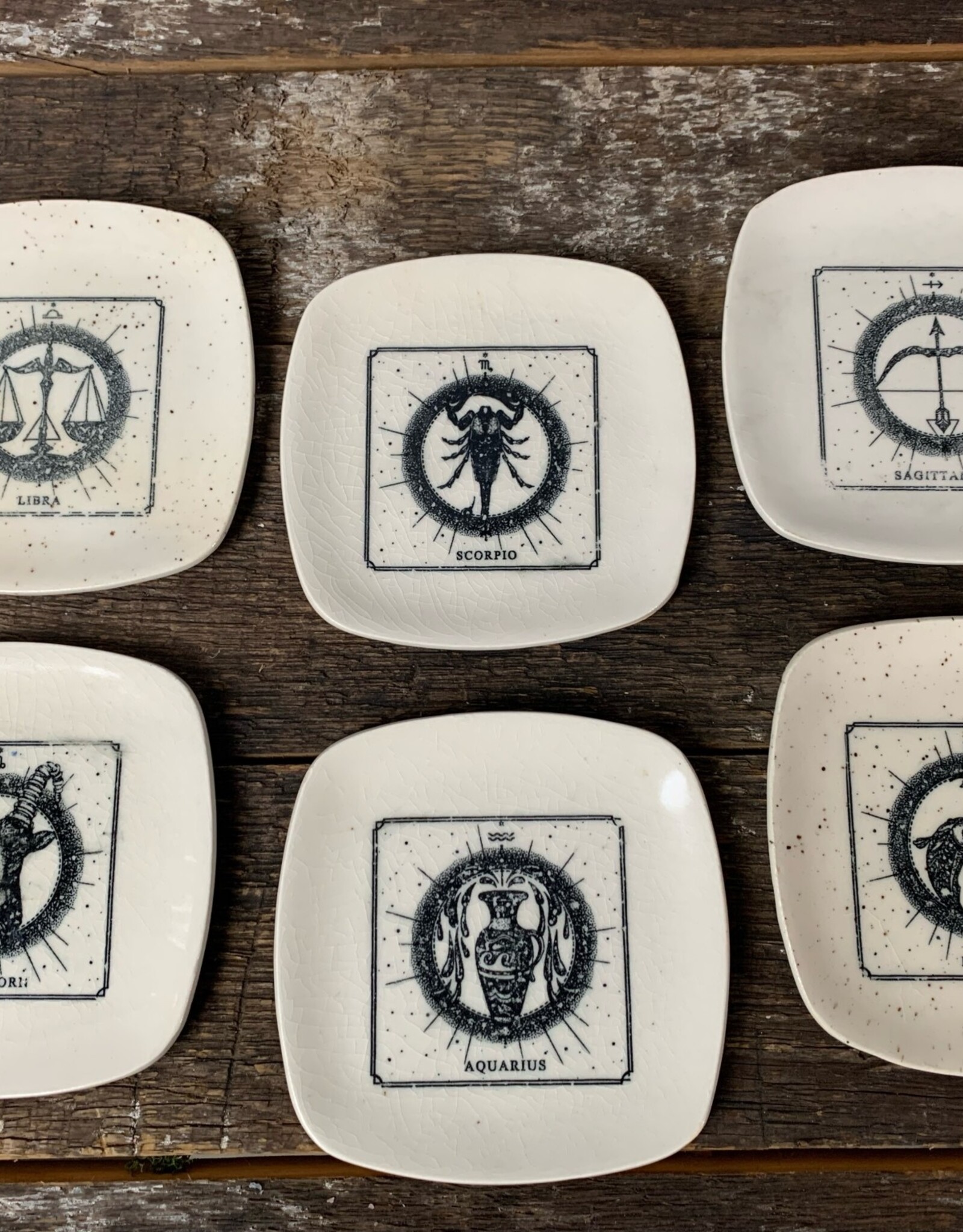 *Rounded Square Dish | Zodiac | 5" |