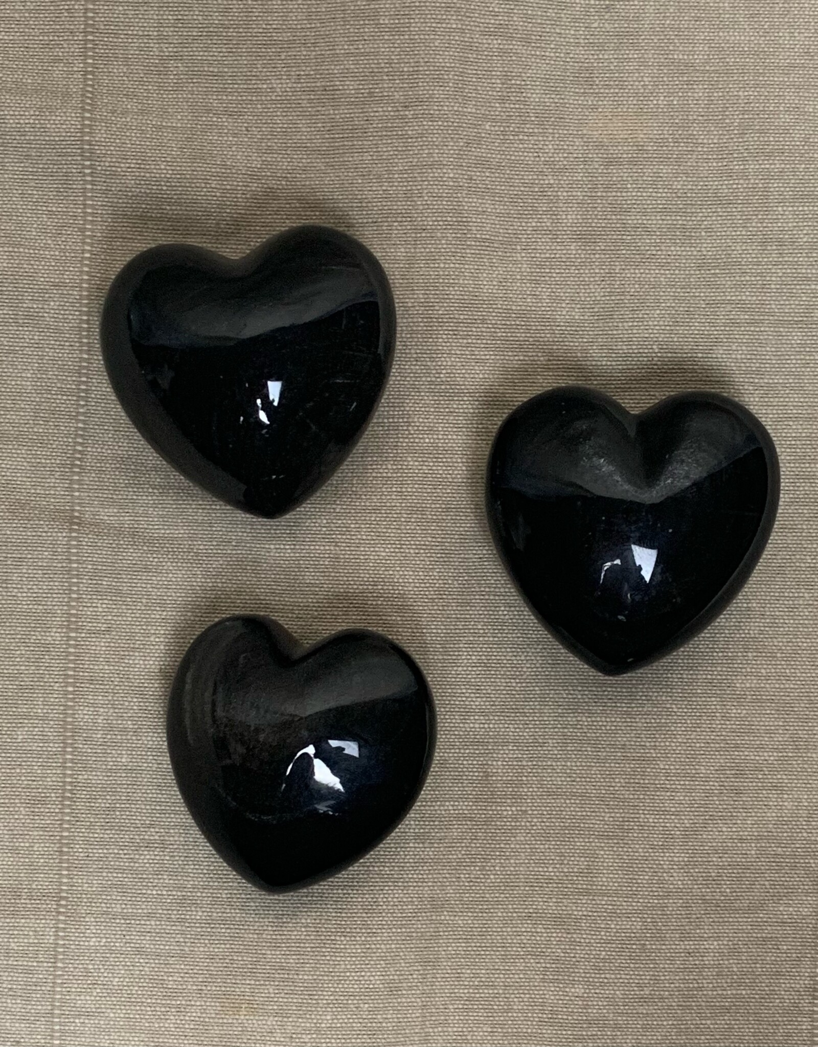 Silversheen Obsidian Heart | 40-60MM | Mexico