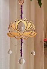 *Lotus Amethyst Wooden Suncatcher