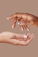 *Mod Nail Art & B&W