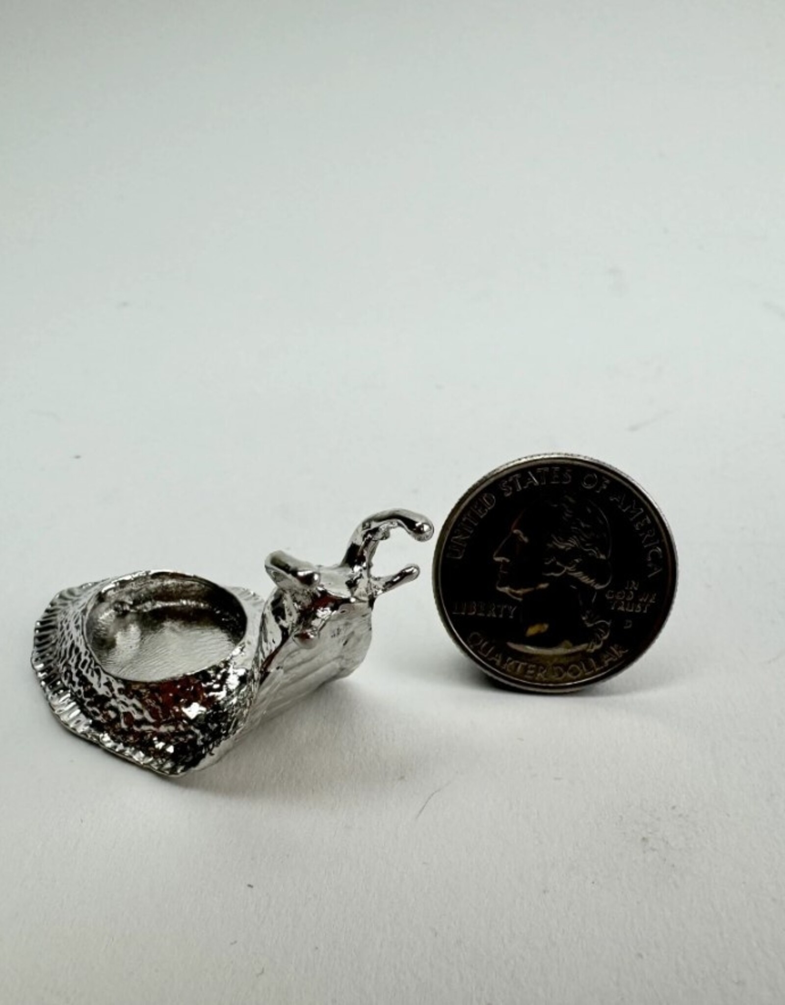 Metal Sphere Stand | Snail| Silver