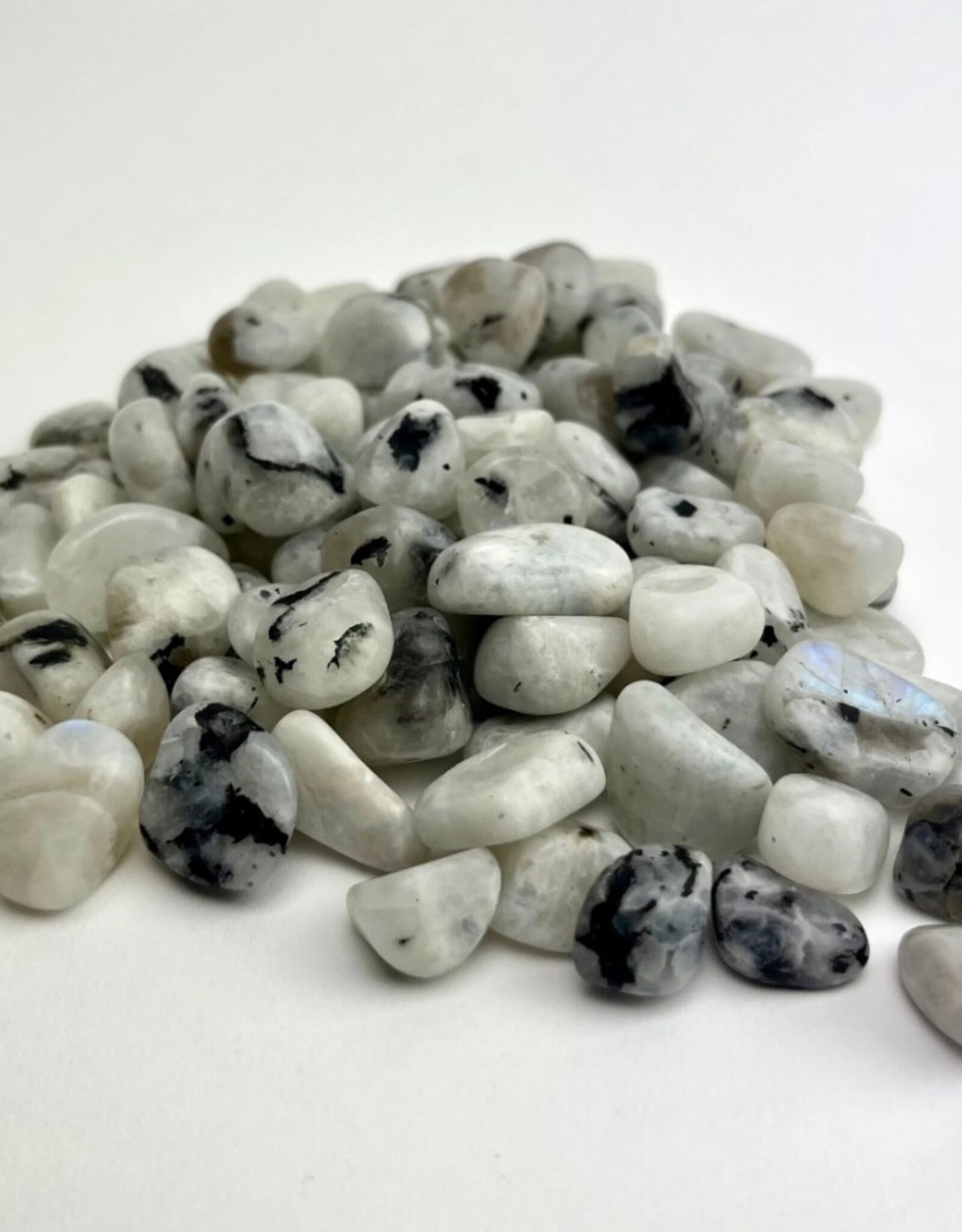 Rainbow Moonstone | Tumbled | 15-25mm | India