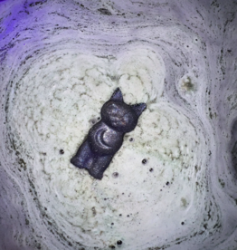 Lunar Kitty - Crystal Infused Bath Bomb