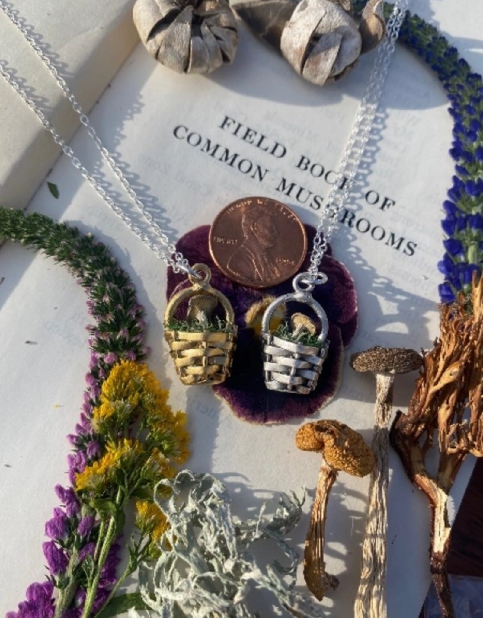 Tiny Foraging Basket Necklace |
