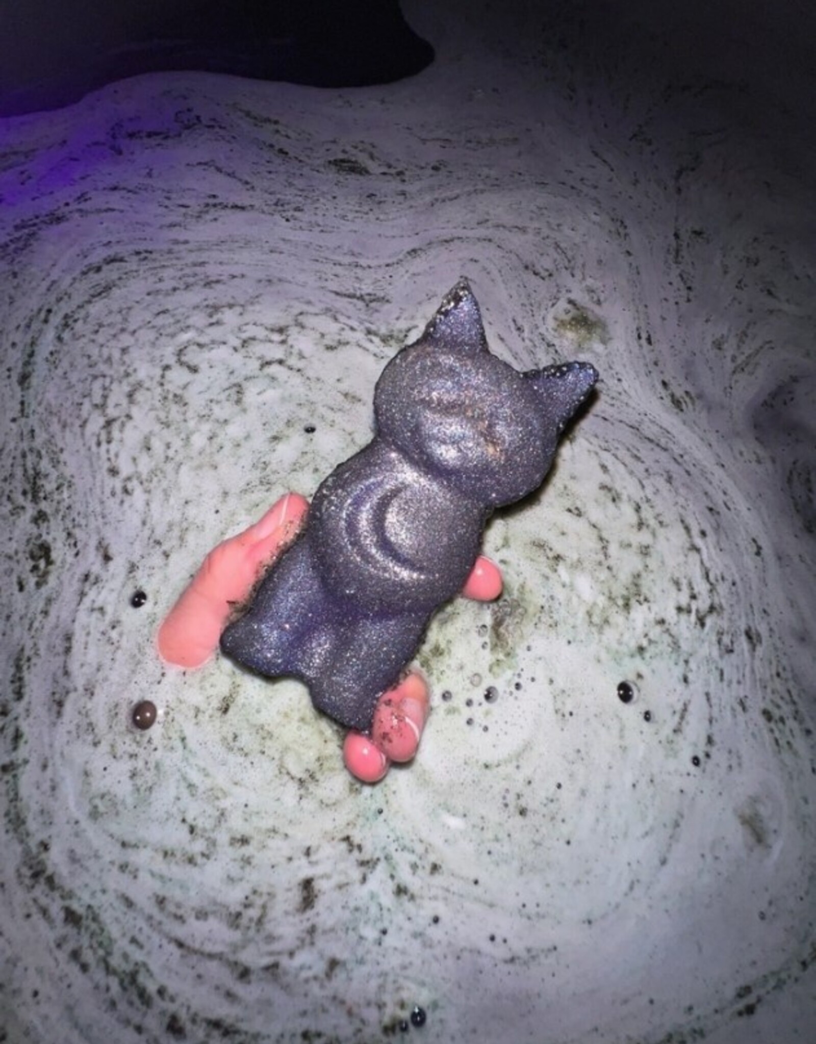 Lunar Kitty - Crystal Infused Bath Bomb