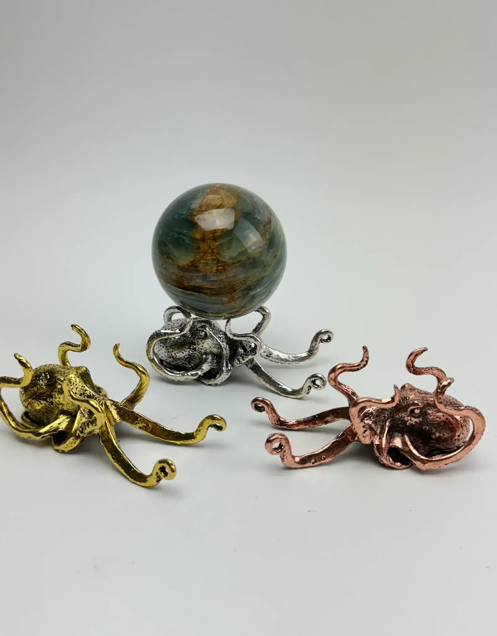 Metal Sphere Stand | Octopus | Silver