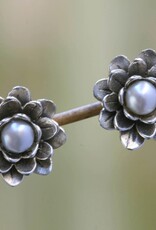 *White-Eyed Lotus Pearl Flower Earrings - Silver