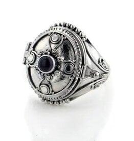 -Gothic Oval Poison Ring Sterling Silver & Onyx or Moonstone |