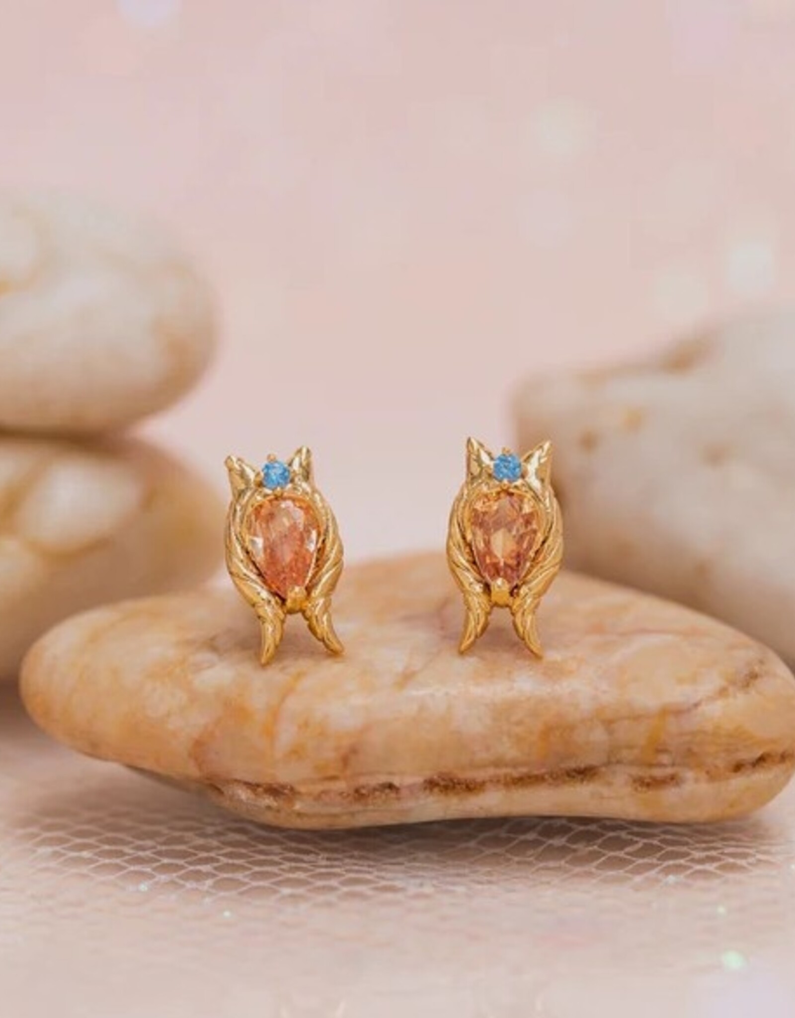 *Ahsoka Tano Studs - Gold