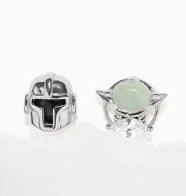 *grogu studs - silver
