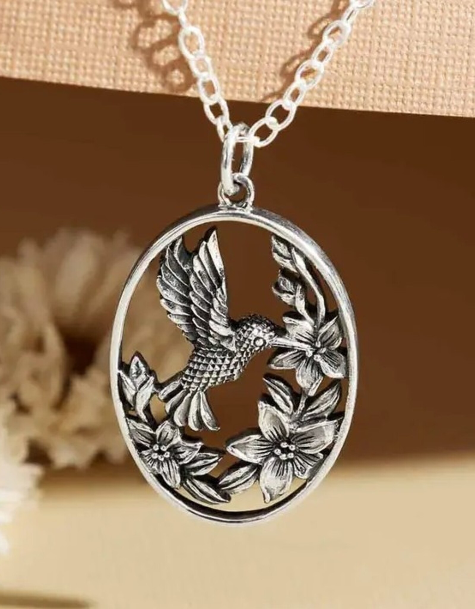 *Flowers & Hummingbird Necklace | Silver