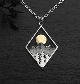 *Mountain Necklace With Bronze Sun | Silver | 18"