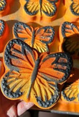 *Monarch Migration Bath Bomb