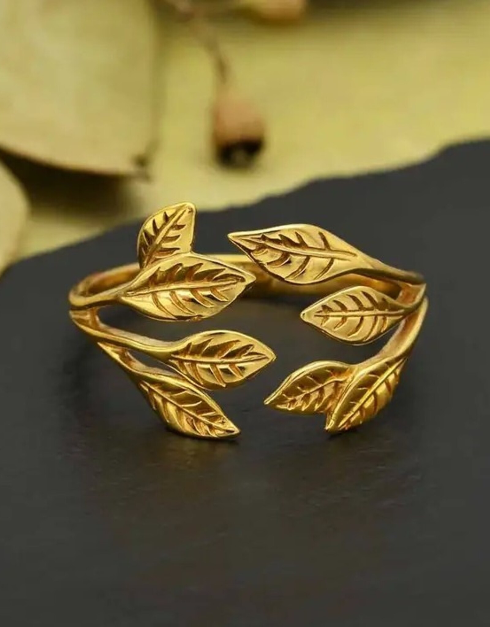 -Leaf Cluster Adjustable Ring |