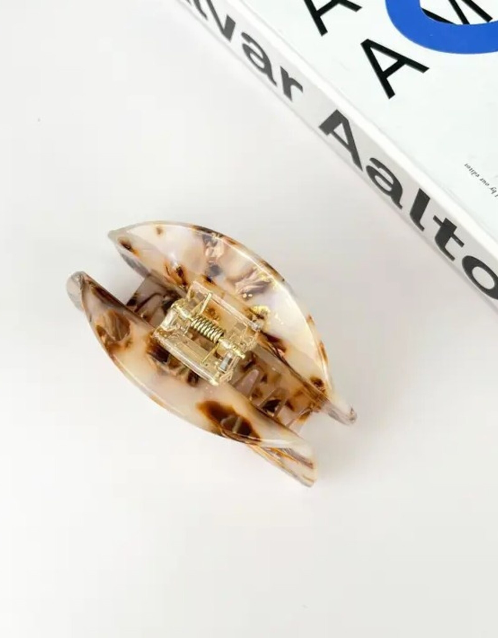Sun Women's Acetate Hair Clip