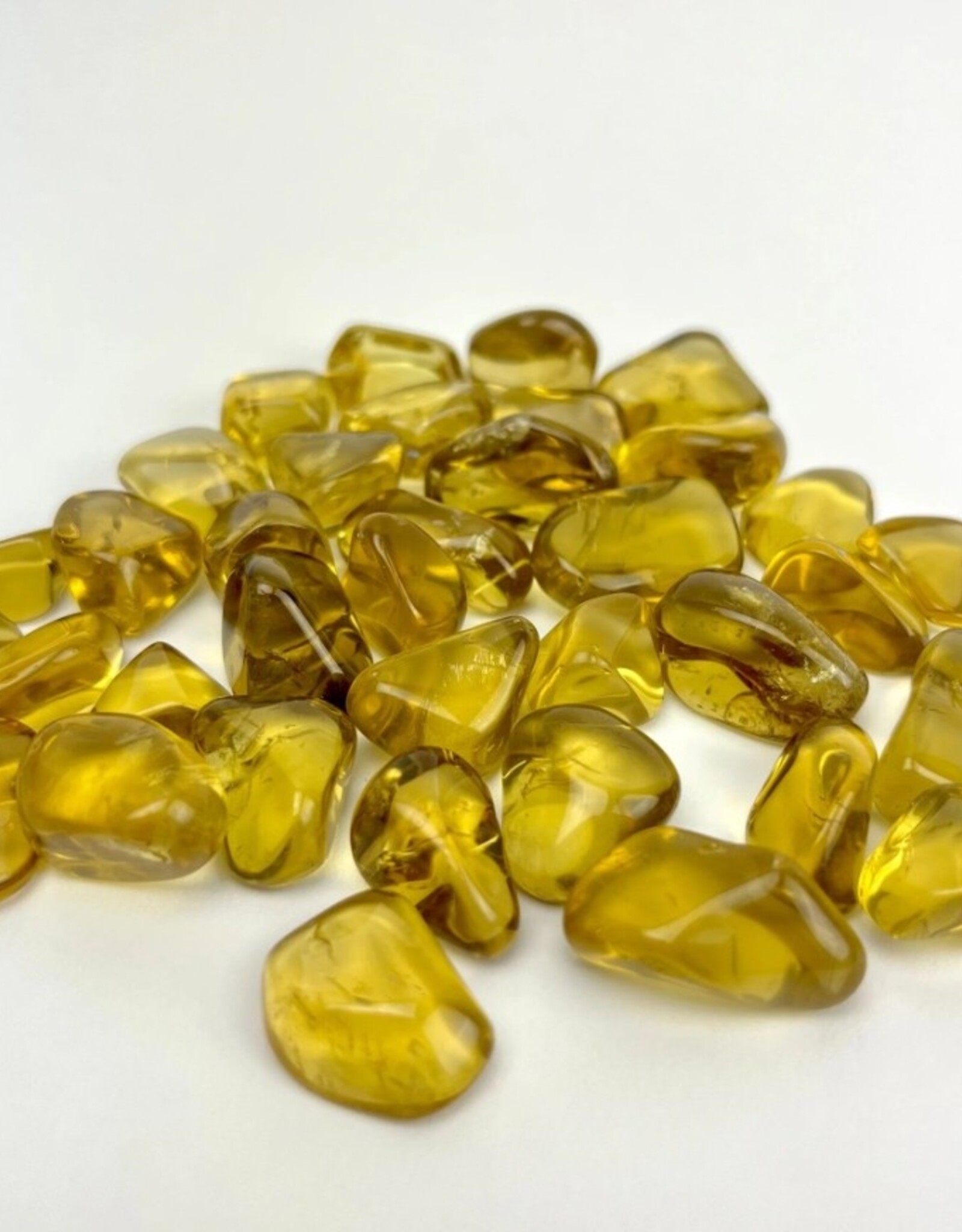 Whiskey Quartz | Tumbled | 20-30mm