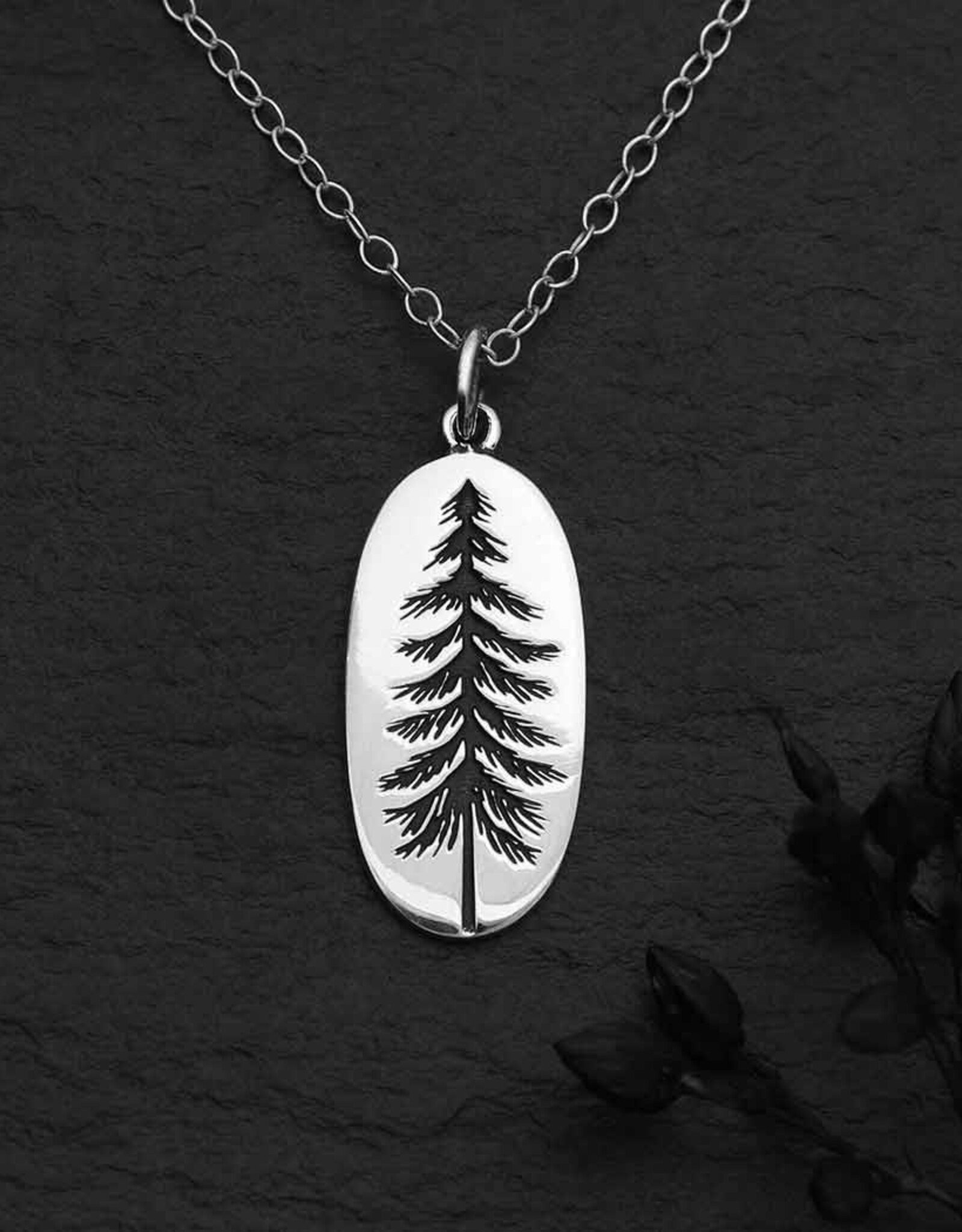 -Oval Pine Tree Necklace |