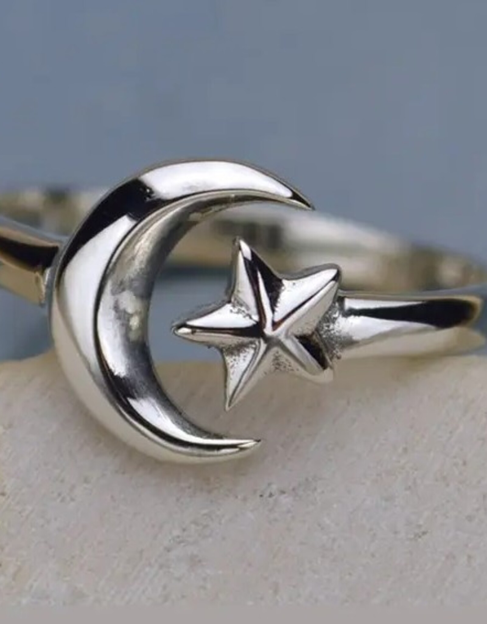 -Adjustable Moon and Star Ring | Sterling Silver