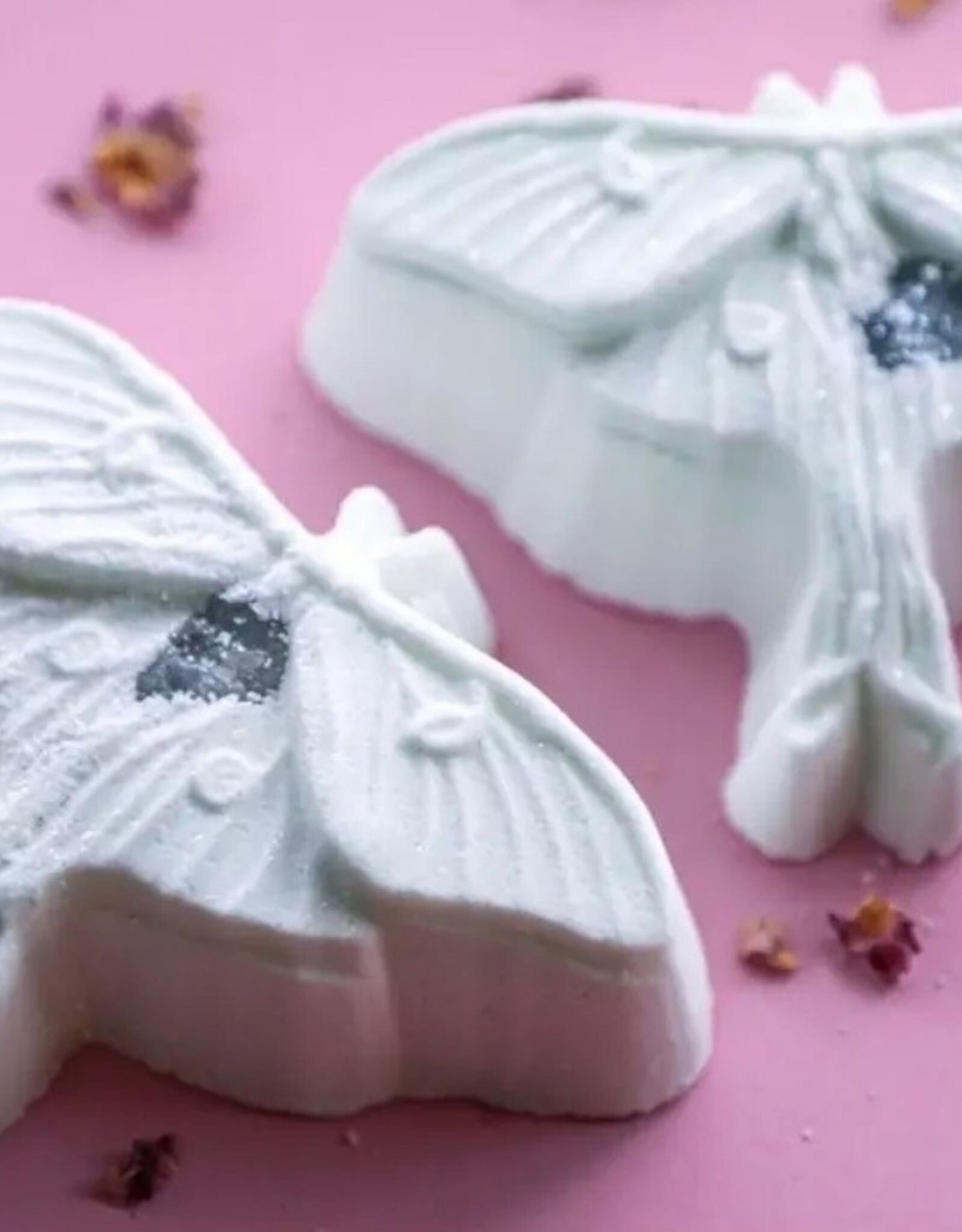Smoky Quartz Luna Moth Bath Bomb