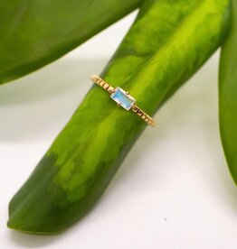 Brass Decorated Prong Stone Ring |