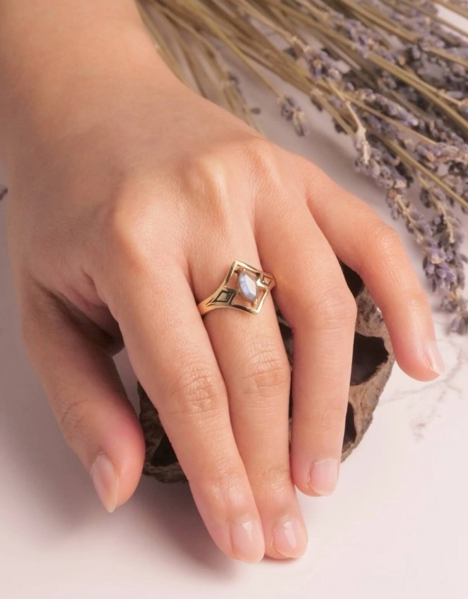 Brass Mystic Labradorite Ring |