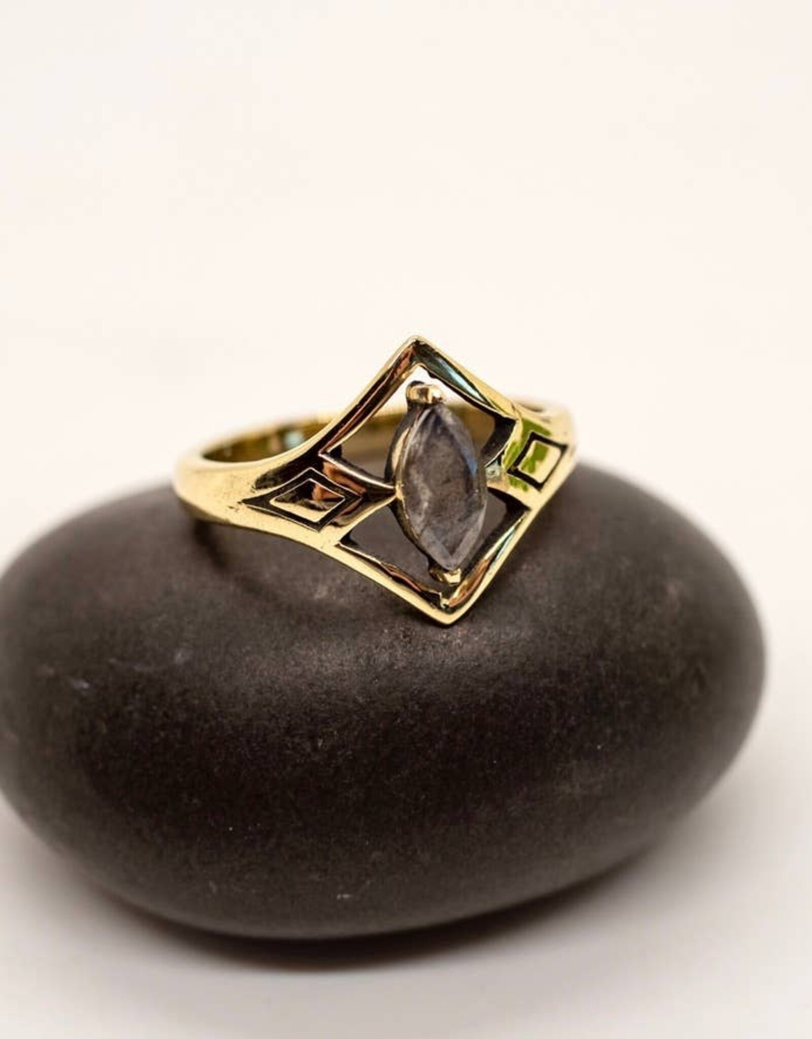 Brass Mystic Labradorite Ring |