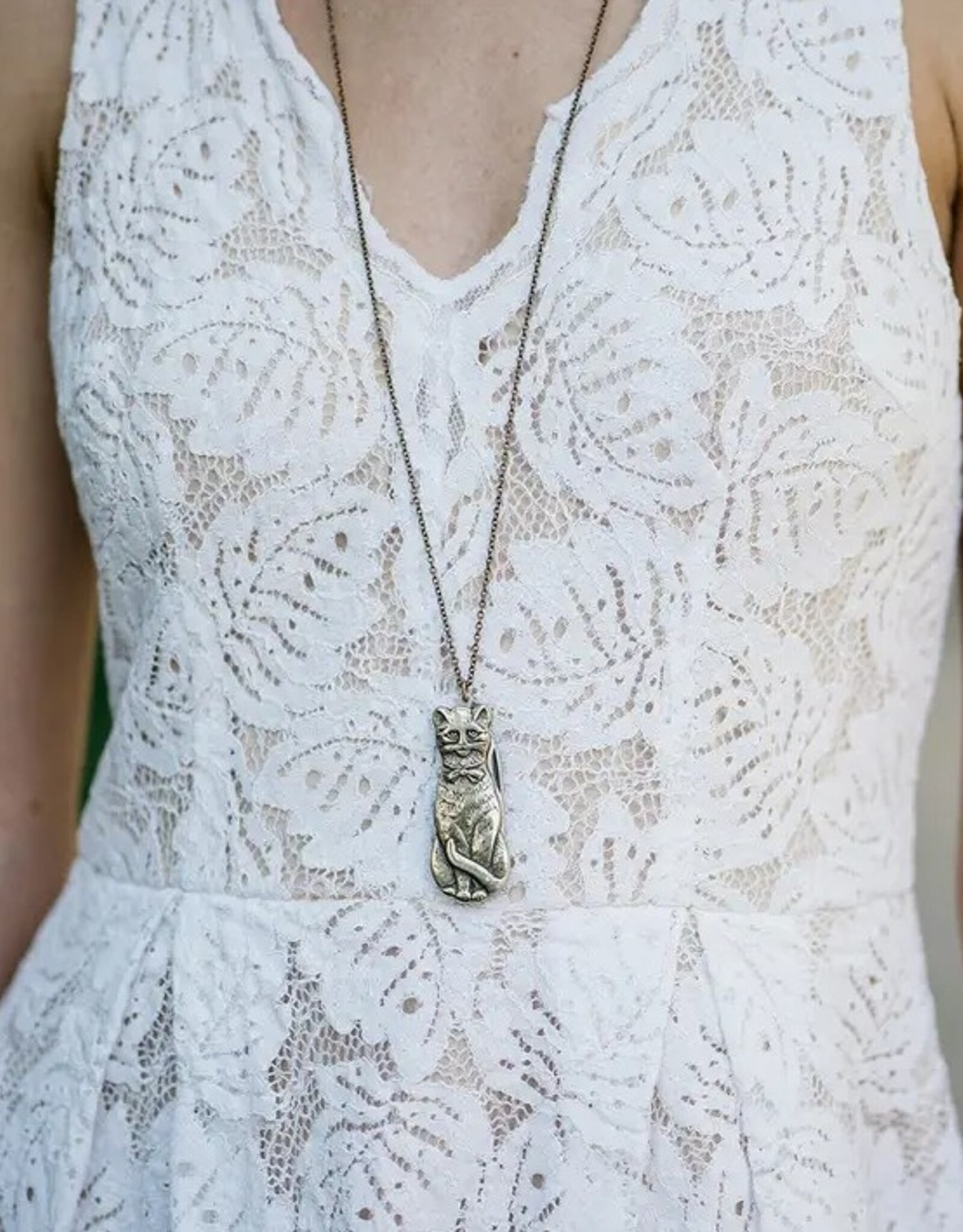 Cat Knife Necklace Gold 32 Inch
