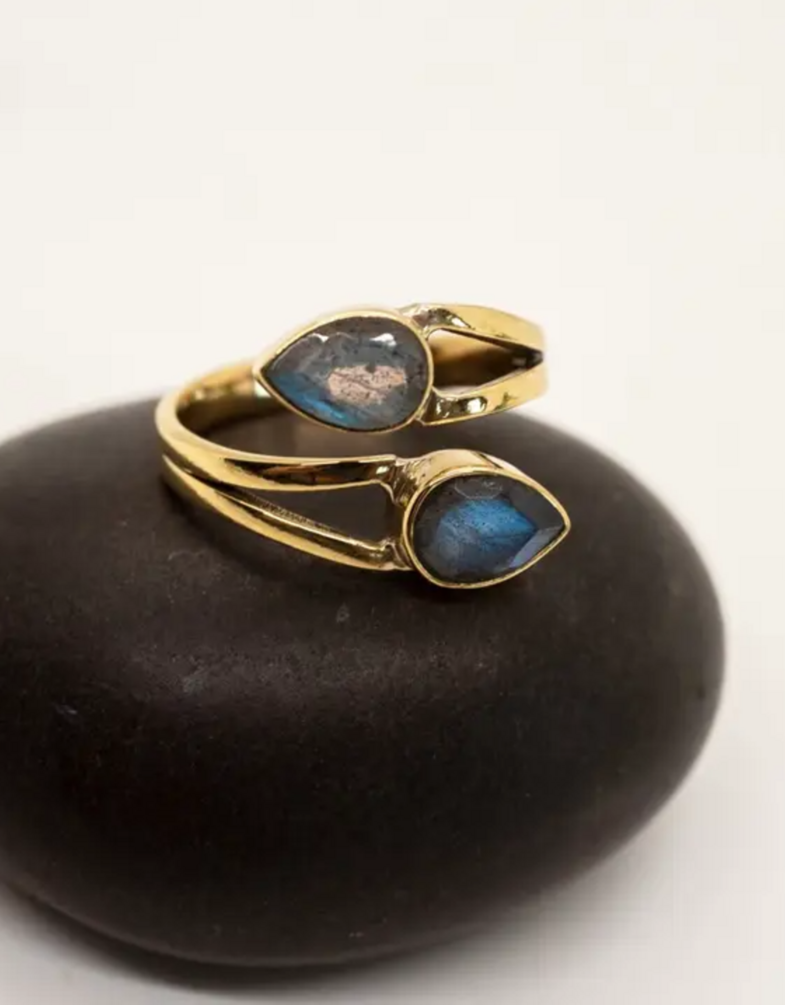 Brass Labradorite Wrap Ring |