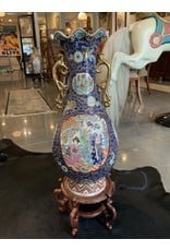 SPV Vintage Chinese Vase with wood stand