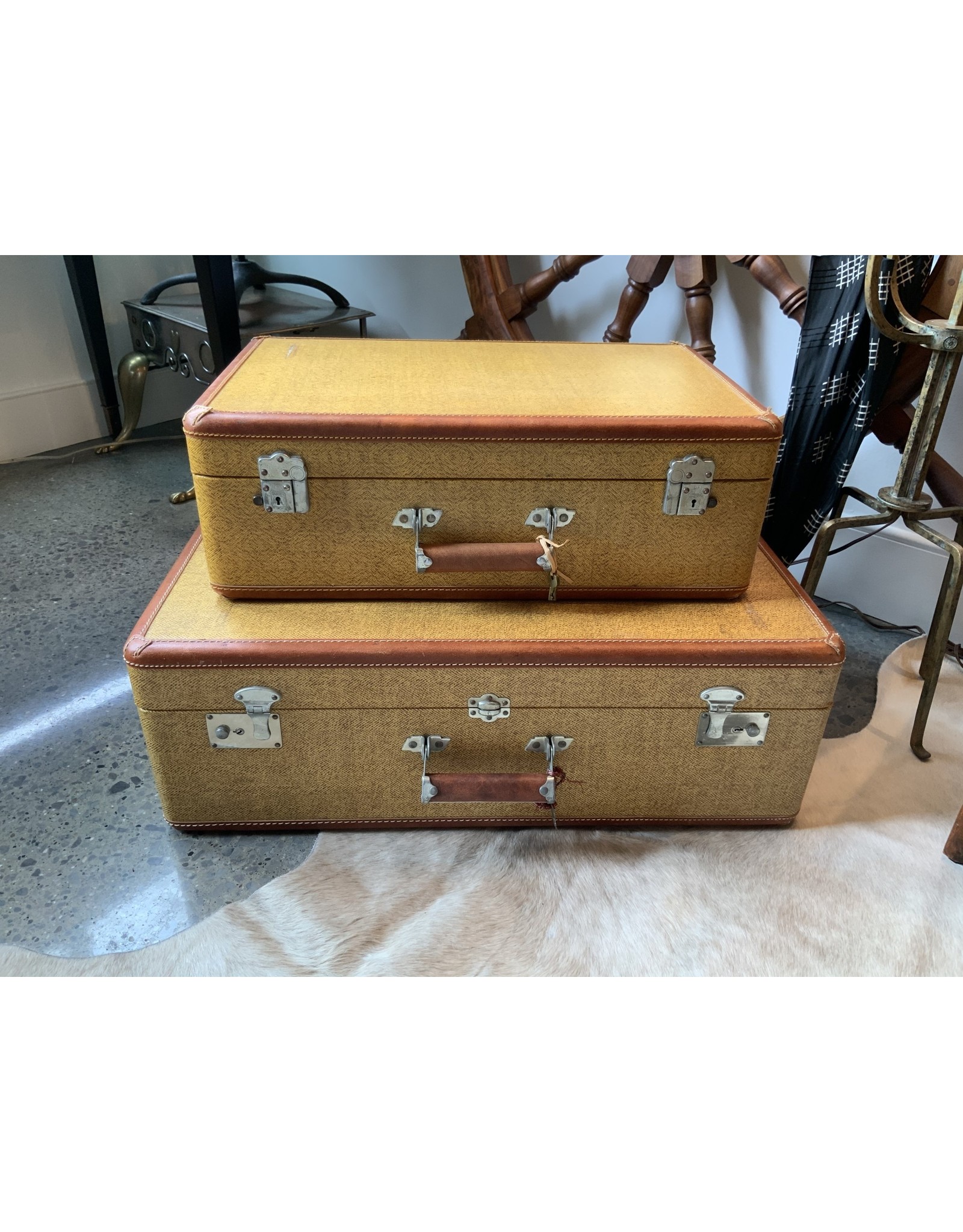 SPV 1950s Wheary Luggage set