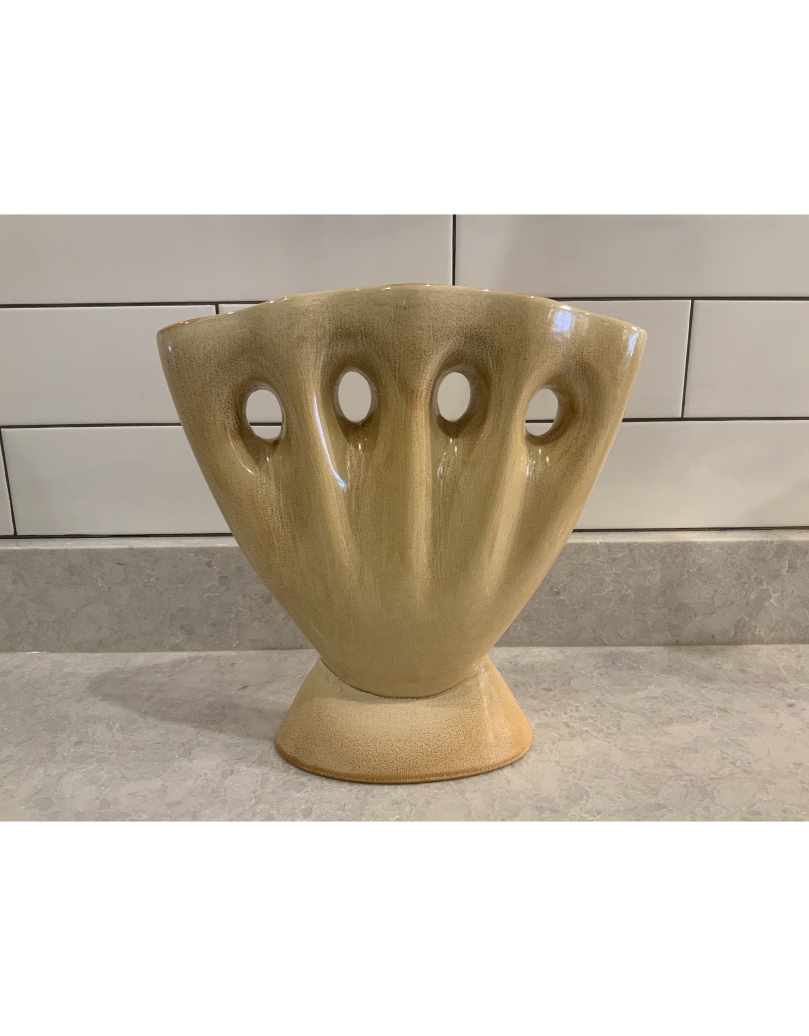 SPV Red Wing Pottery # 418 Vase
