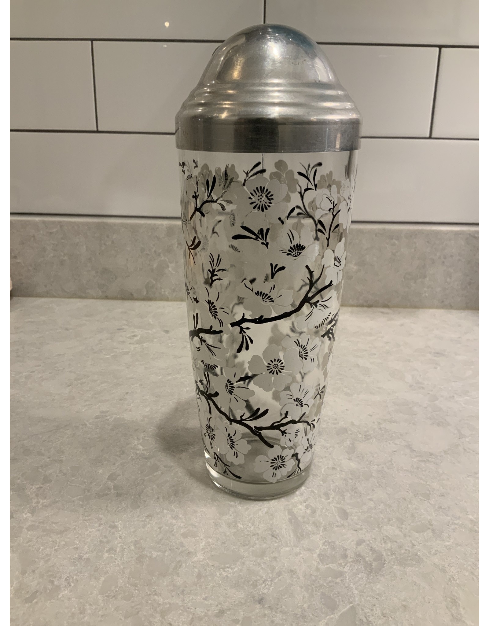 SPV Hazel Atlas Cocktail Shaker, White Blossoms