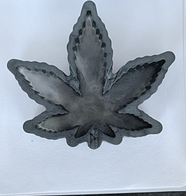 Elite Health and Wellness Large Cannabis Leaf Resin Dish Grey