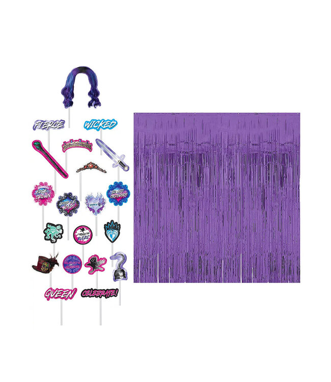Descendants 3 Scene Setter with Photo Booth Props