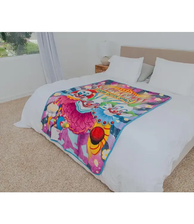 KILLER KLOWNS FROM OUTTER SPACE Killer Klowns From Outer Space Characters Raschel Throw Blanket | 45 x 60 Inches
