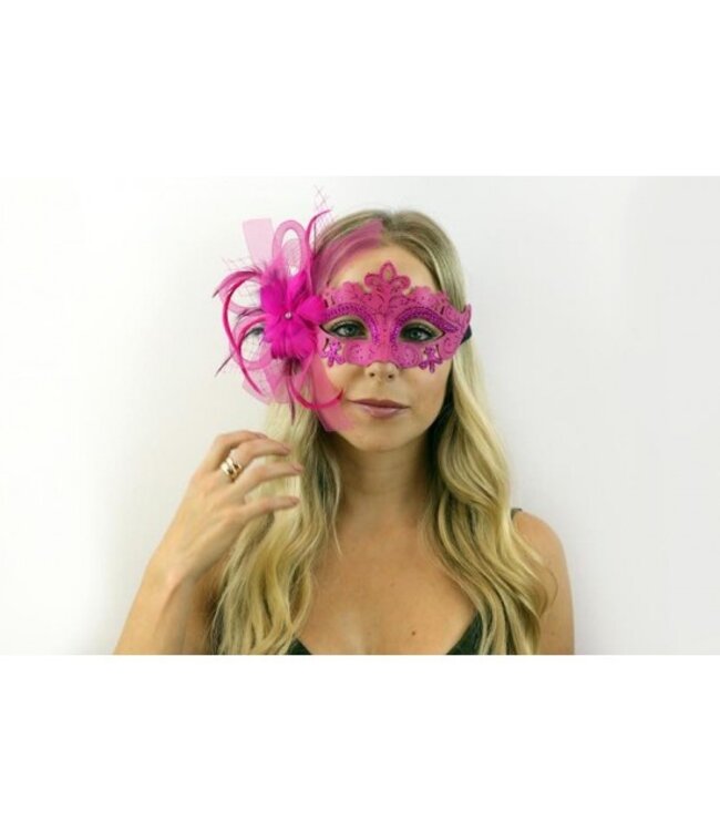 KBW GLOBAL CORP. FLOWER MASK HOT PINK