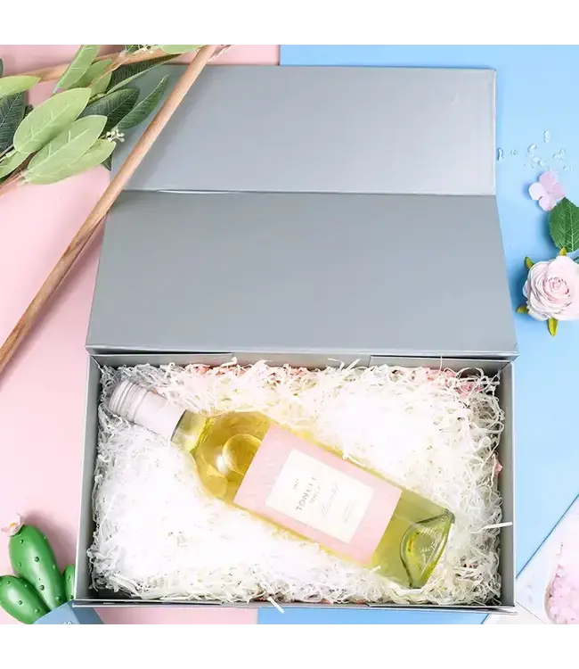 LA RIBBONS WHOLESALE 14" X 9" X 4.3" Collapsable Gift Box w/ Magnetic Square Flap Lid | Silver