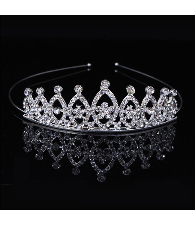 PARTY ON Tiara Flower Teardrop