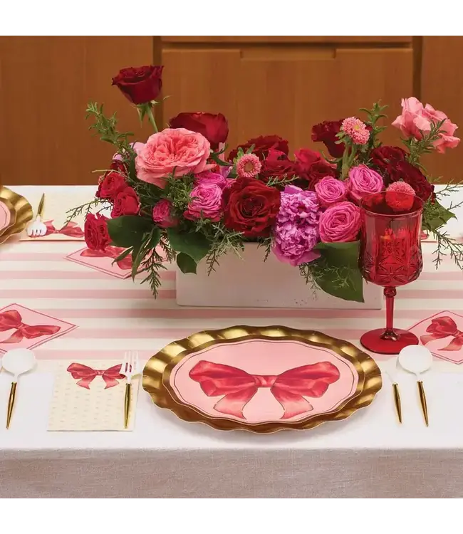 SOPHISTIPLATE, LLC Pink Bows Wavy Dinner Plate - 8 Count Pack