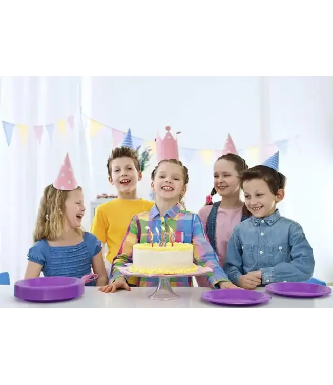 CROWN DISPLAY 7 In. Purple Plastic Plates - 50 Ct.