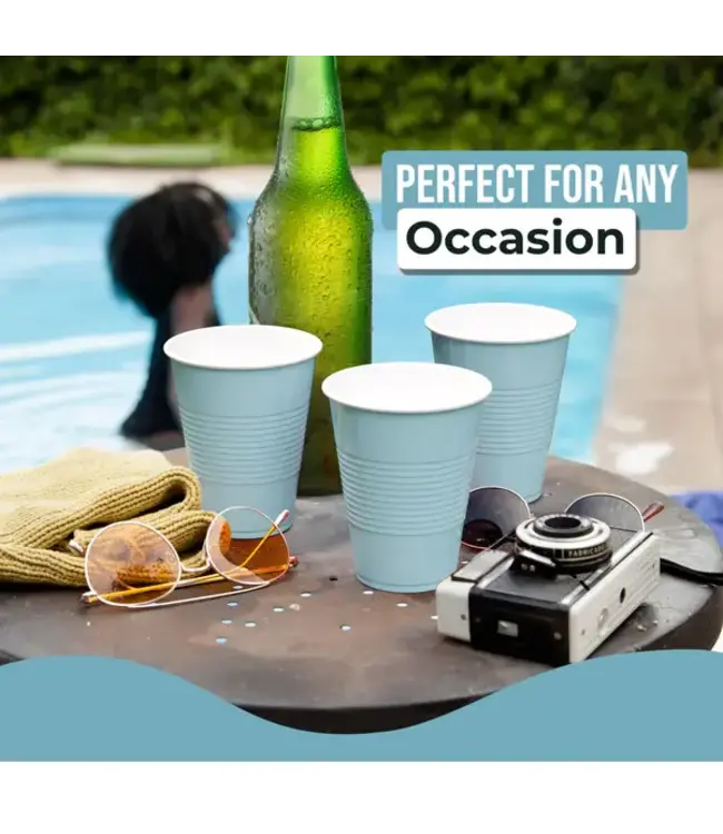 CROWN DISPLAY 18 oz. Light Blue Plastic Cups - 50 Ct.