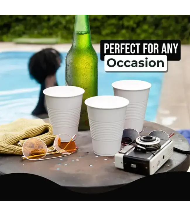 CROWN DISPLAY 18 oz. White Plastic Cups - 50 Ct.