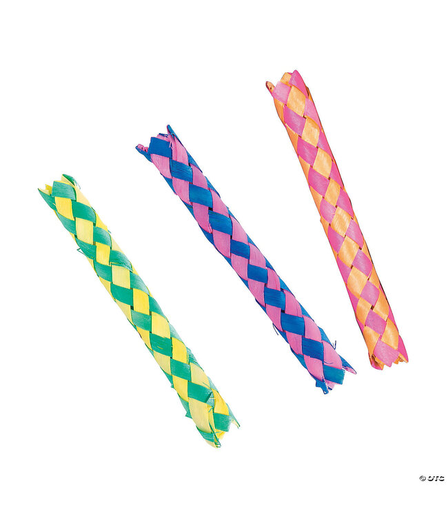 FUN EXPRESS Woodchip Finger Traps - 12 Count