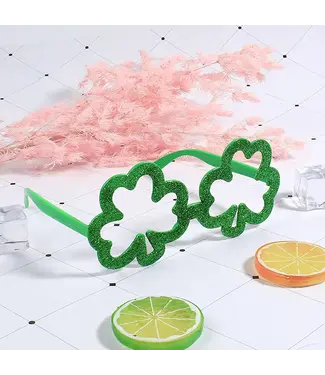 Creative Converting St. Patrick’s Day Irish Glittering Shamrock Glasses